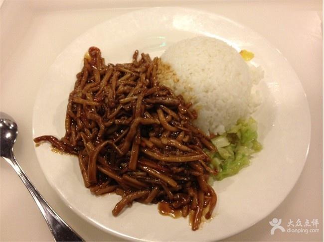 京酱肉丝盖饭