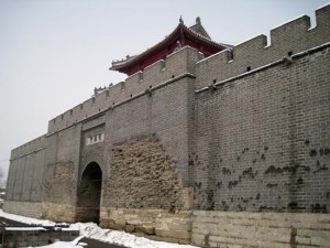 东京辽阳城门