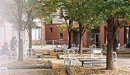 山梨英和大学