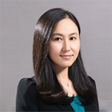 梁娜，执行董事及首席财务官