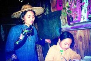 《苦楝树开花的季节》剧照