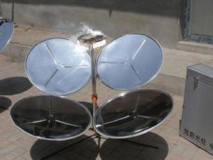 编辑2发展历史太阳灶(2)太阳灶是利用凹面镜会聚光的性质把太阳能收集