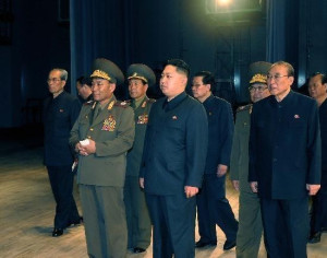 金正恩视察地方