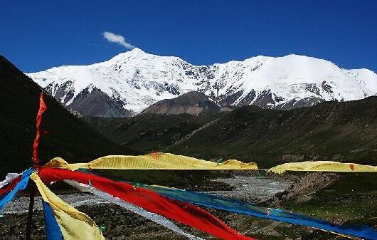 阿尼瑪卿山