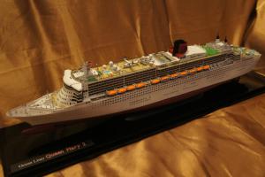queen mary 2