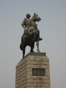 李自成雕像