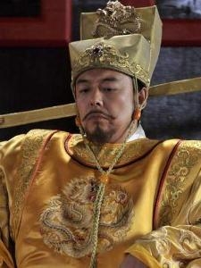 《穆桂英挂帅》张铁林饰 宋真宗