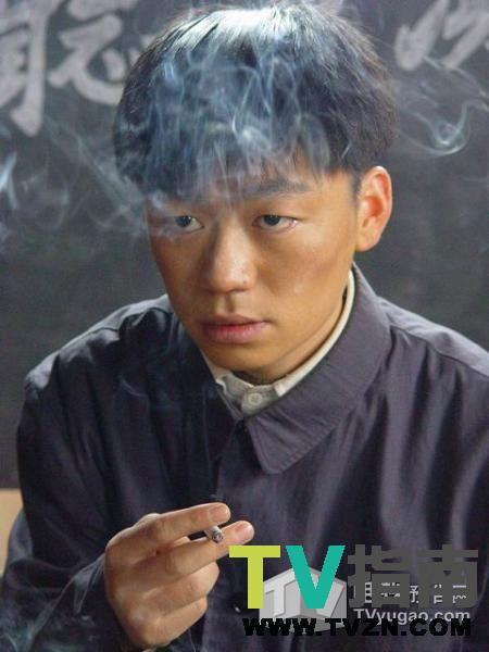 阿炳(王宝强 饰)