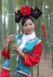 演员、词作家 涂玉芳