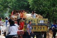聚众哄抢罪