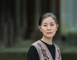 《月是故乡明》——锦绣妈
