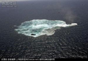美国“奥里斯卡尼”号退役航母炸沉全过程