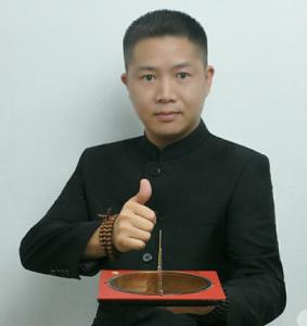 罗李华