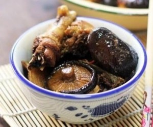 香菇炖鸡
