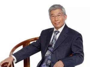 郝万山
