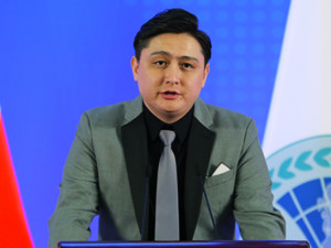 阿来·阿依达尔汗
