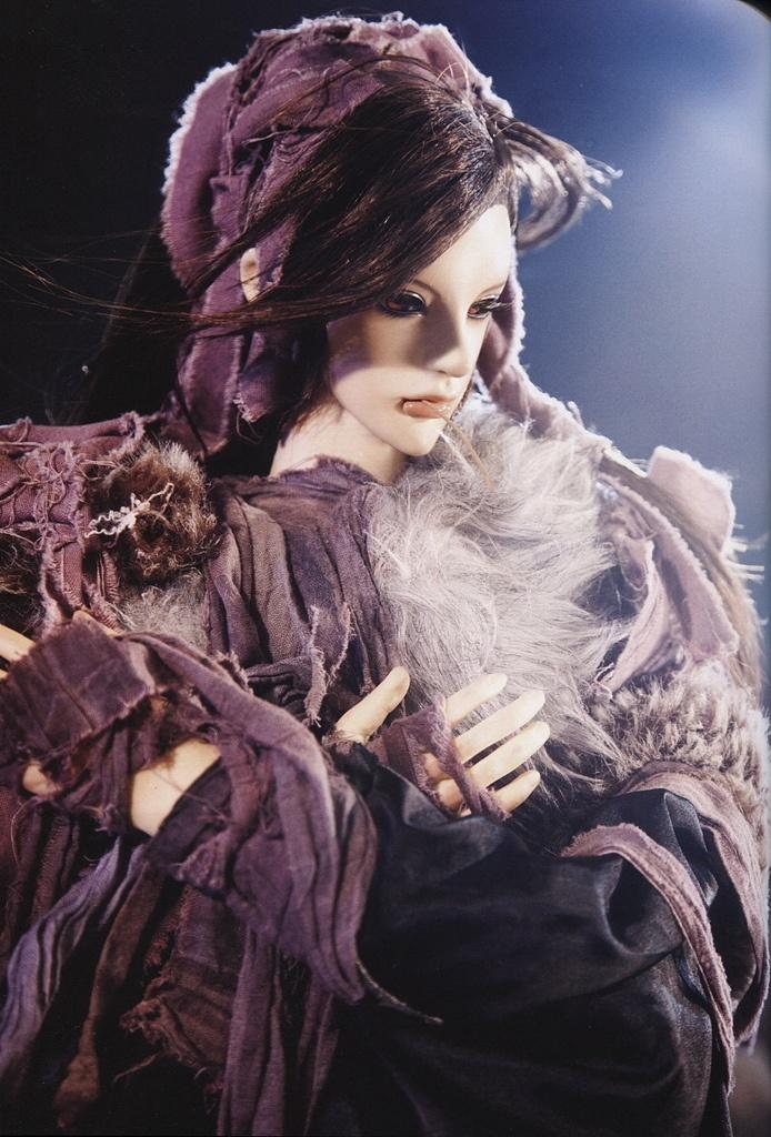 却也受血傀师青睐而收其为徒,并要恶骨爬上叫唤渊薮取