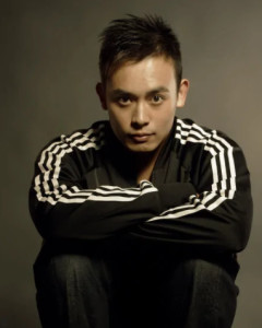 许圣楠(1980年-),出生于浙江杭州,毕业于上海戏剧学院,中国内地男演员