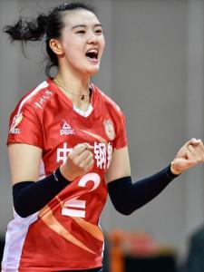代表江苏女排参加联赛