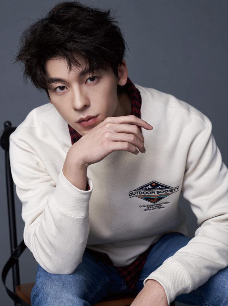 全国一手资源许光汉的经纪人微信号tzcm2022