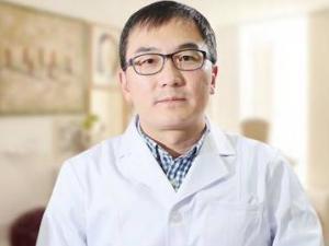 湖南大众传媒学院刘暾
