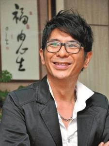 荒山亮生活照