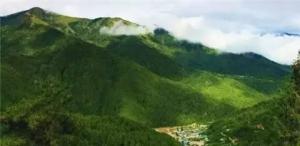 下司马镇在群山里