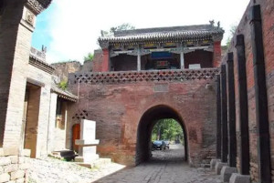 张壁古堡