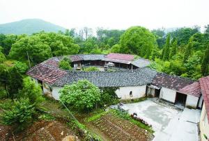 强蛟镇孤山古院