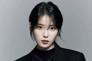 IU