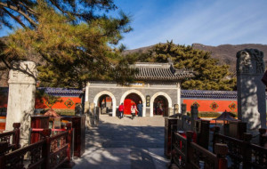 北京潭柘寺