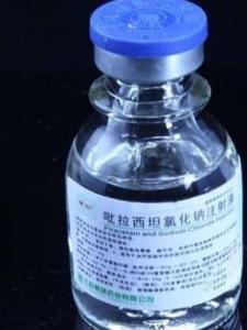 吡拉西坦氯化钠注射液