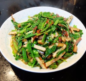 韭菜炒豆腐干虾仁 300
