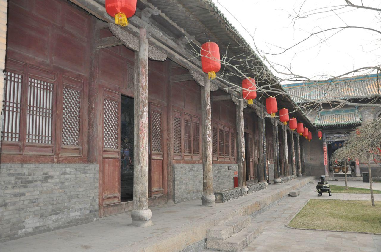 山西省平遥古城景区城隍庙的土地祠