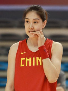 编辑俱乐部生涯17岁的孙梦然就进入了八一女篮的一队名单,[8]而到2013