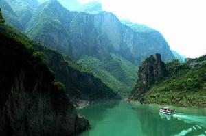 渔峡口香炉石风景