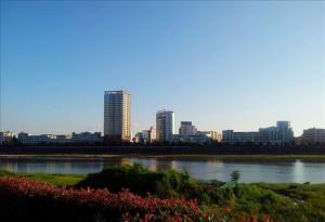 旴江两岸