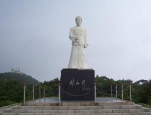 林永升塑像