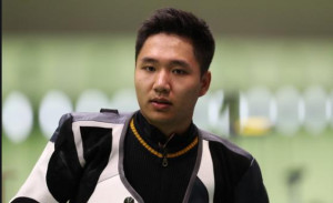 杨皓然