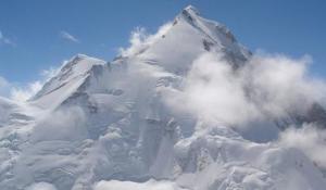 公格尔山