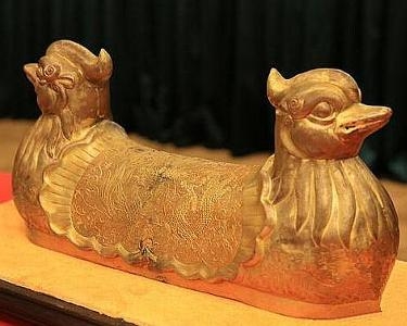 黄金鸳鸯枕,唐代开元年宝物,实重36.
