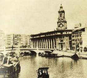 1924年年底建成的上海邮政大厦