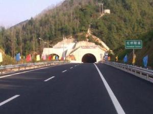 泉州－南宁高速公路
