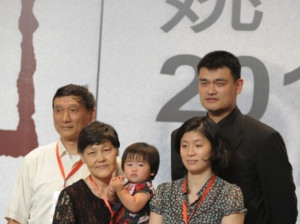 姚明谈父母