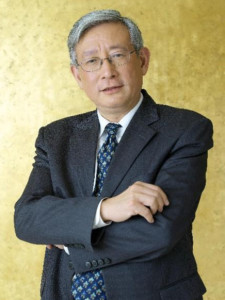 曹景行