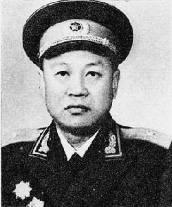 仲曦东