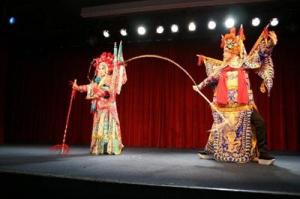 吕锁森表演