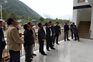 2018年4月22日桑珍卡村入户道路及民房装饰项目验收
