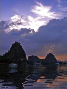 叠彩山