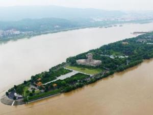 降雨致湘江水位暴涨